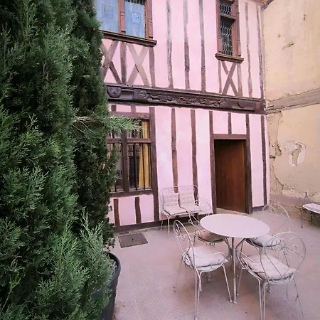 La Toscane Medievale Saramon